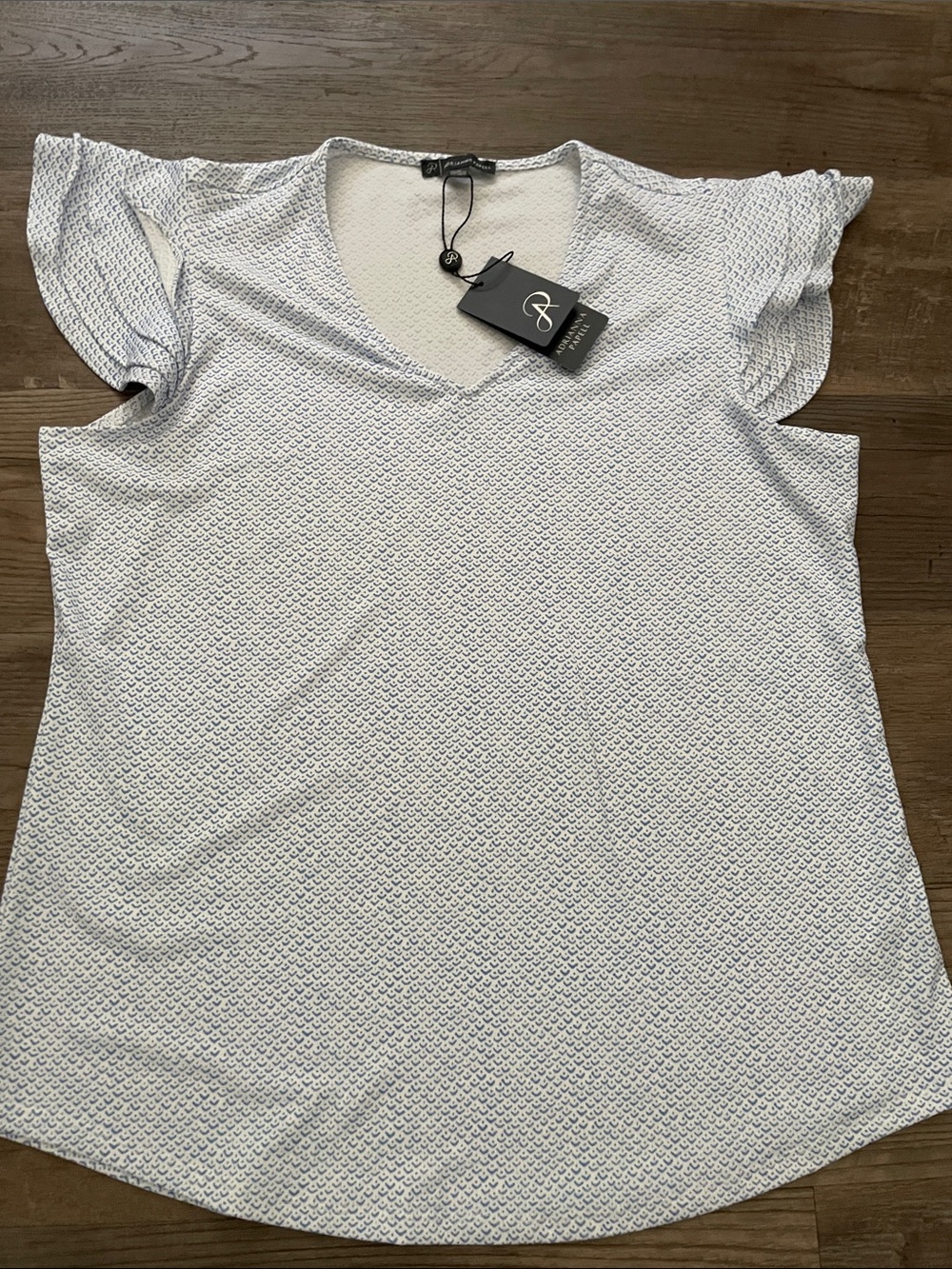 Adrianna Papell Light Blue Patterned V-Neck Women's Top -NWT